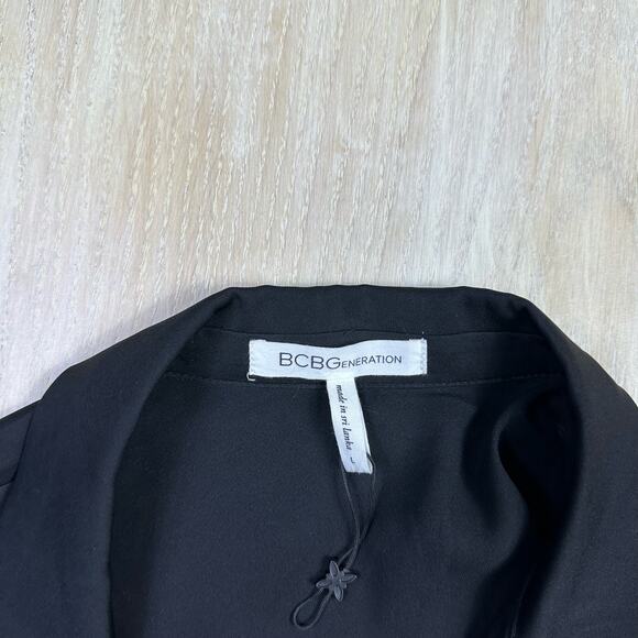 BCBGeneration Wrap Long Sleeve Femme Coquette Color Accent Tie Blouse Large - Picture 12 of 13